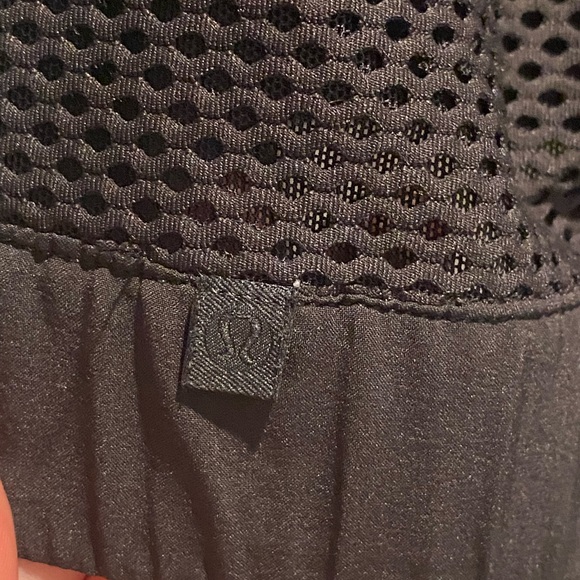 Lululemon jacket - Picture 4 of 4